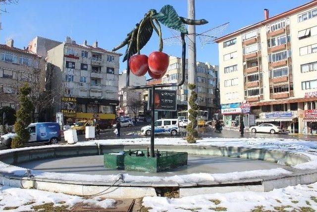 S&uuml;s Havuzları Buz Pistine D&ouml;n&uuml;şt&uuml; 3