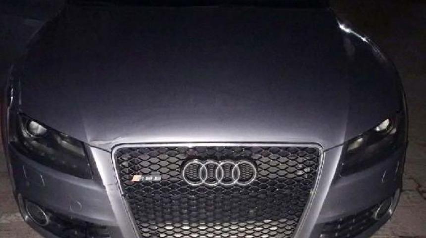 &Ccedil;alıntı Otomobilde 39 Kilo Esrar Ve Tabanca Ele Ge&ccedil;irildi