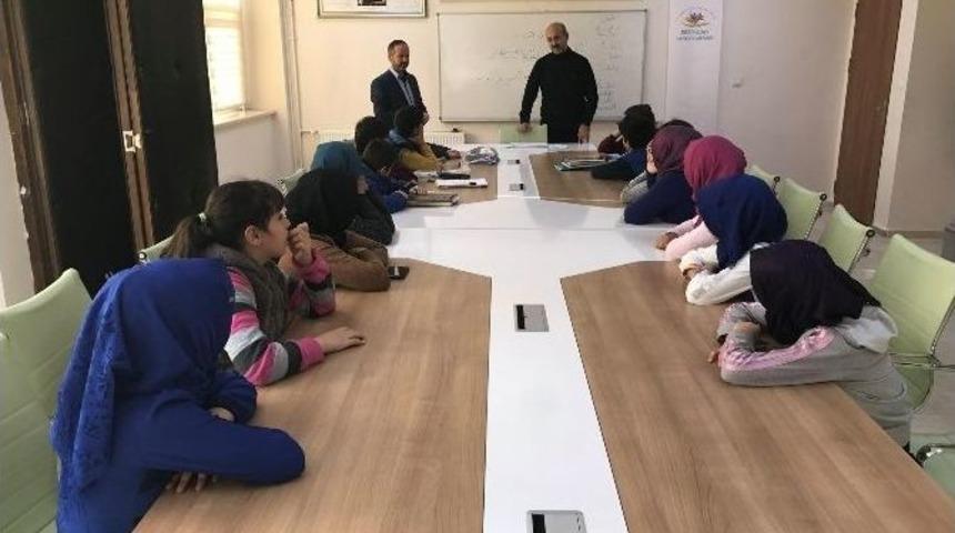 Arap&ccedil;a Ve Kur&rsquo;an-ı Kerim Kursları Başladı