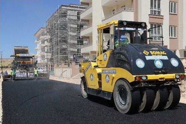 130 Bin Ton Asfalt 166 Bin Metrekare Kilit Taşı Yapıldı