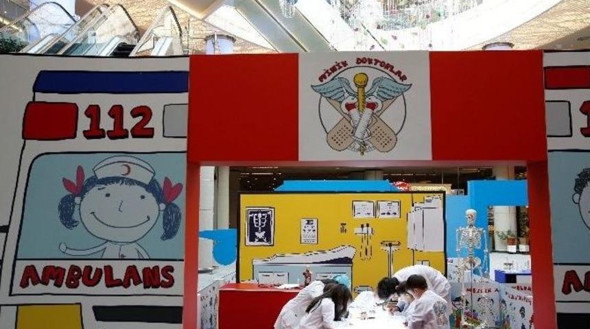 Miniklerden Watergarden İstanbul&rsquo;daki Meslek At&ouml;lyelerine Yoğun İlgi