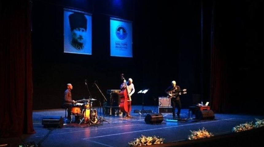 Timu&ccedil;in Şahin&rsquo;den Unutulmaz Gitar Resitali