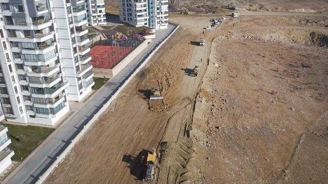 Başkan Yanılmaz, Kuzey İmar Yolundaki Çalışmaları Yerinde İnceledi 1