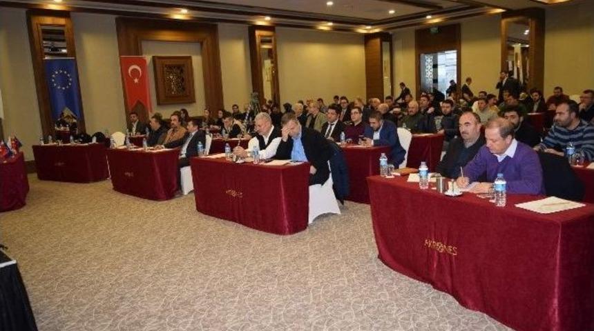 Afyonkarahisar&rsquo;da &rsquo;kayıt Dışı İstihdamla M&uuml;cadele&rsquo; Anlatıldı