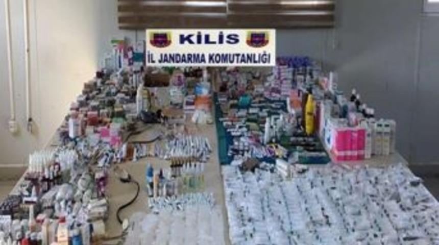 Konteyner Kentte 8 Bin Adet Tıbbi İla&ccedil; Ele Ge&ccedil;irildi