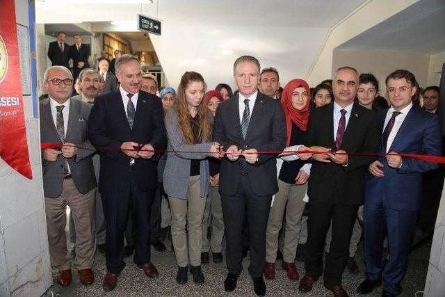 Vali G&uuml;l: "15 Temmuz İ&ccedil;imizdeki Hainlerin Kullanıldığı Bir S&uuml;re&ccedil;" 1