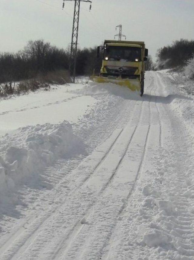 Edirne’de Kar Kalınlığı Yarım Metreye Yaklaştı