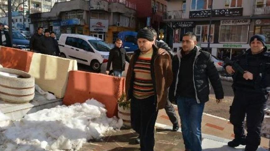 Akrabası Tarafından Ka&ccedil;ırılan 14 Yaşındaki Kız, Kurtarıldı