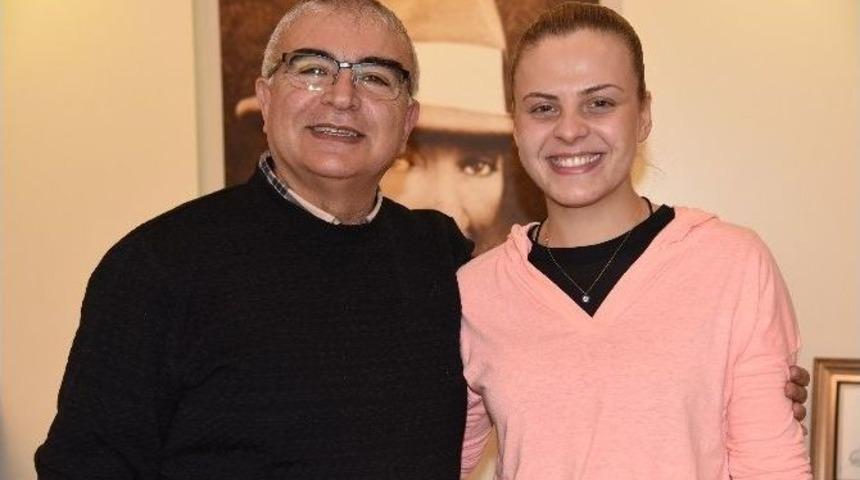 &Ccedil;orlulu Survivor Yarışmacısı Fulya Şahin: &ldquo;soyadımın Hakkını Verip U&ccedil;maya Gidiyorum&rdquo;