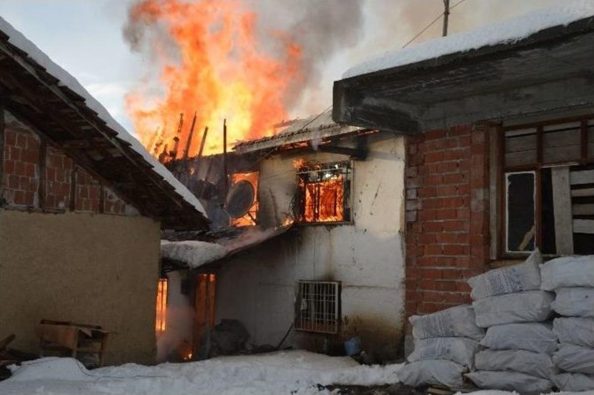 Niksar&rsquo;da Ev Yangını: 1 &Ouml;l&uuml;