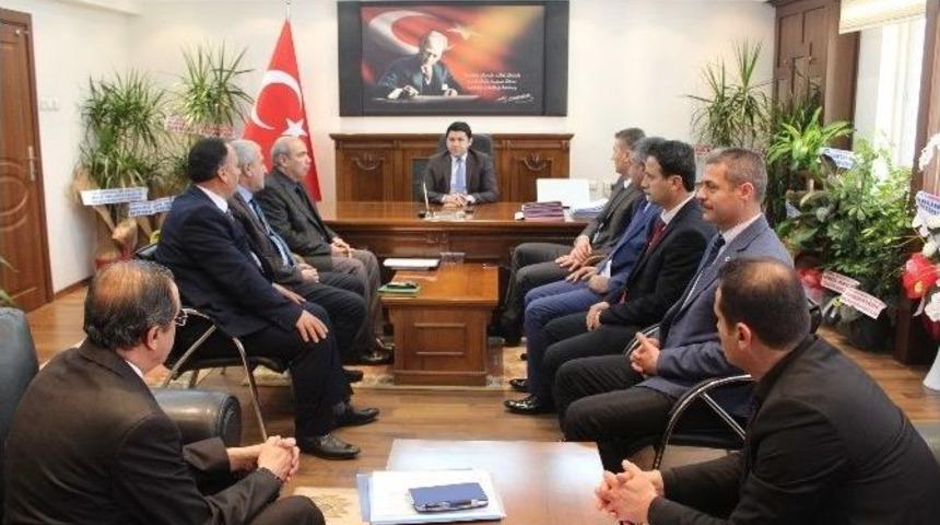 Milli Eğitim M&uuml;d&uuml;rleri Toplantısı Samsat&rsquo;ta Yapıldı