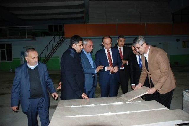 Vali Erin, Osb&rsquo;deki Sanayi Tesislerini Gezdi 2