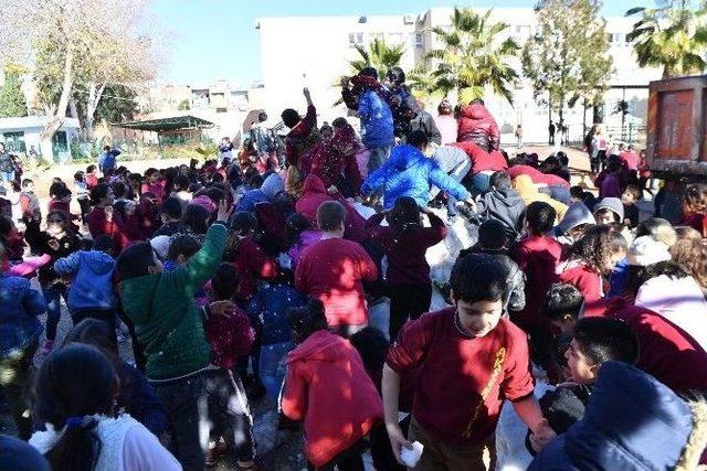 Başkan Çetin’den Öğrencilere Kar Sürprizi 3