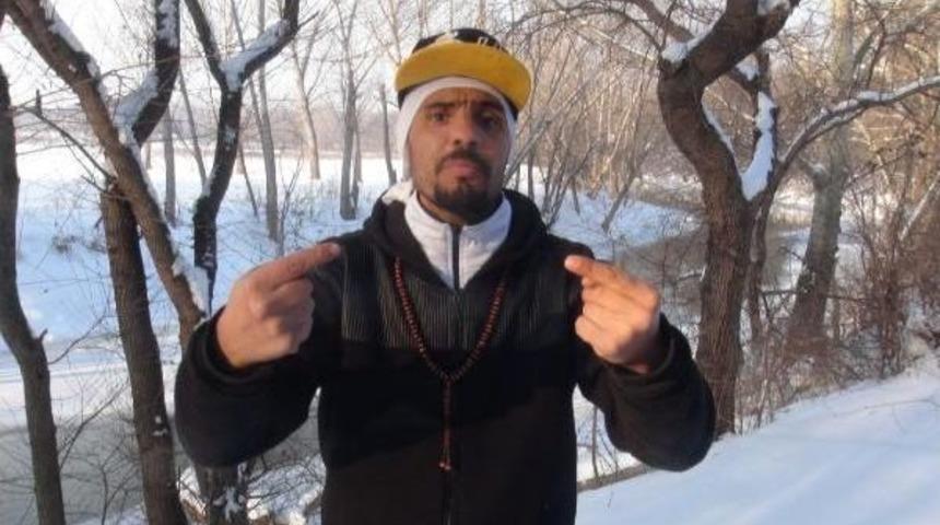 Cezayirli Ka&ccedil;aktan Şok Iddia: İnsan Tacirleri Kızımı &Ouml;ld&uuml;rd&uuml;