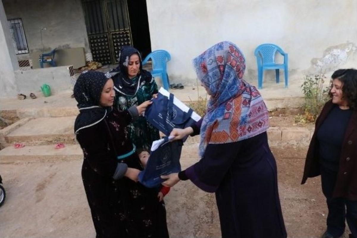 Başkanın Eşi Ayşenur Ayhan S&ouml;z&uuml;n&uuml; Tuttu