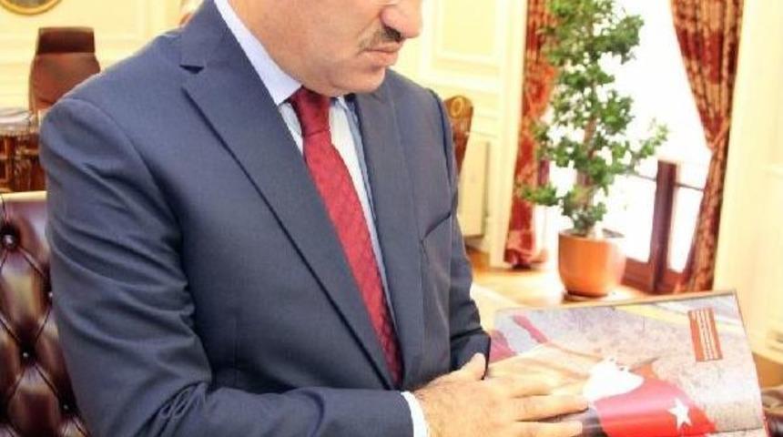 Adalet Bakanlığı&rsquo;Ndan '15 Temmuz: Y&uuml;zyılın İhaneti Y&uuml;zyılın Zaferi' Kitabı