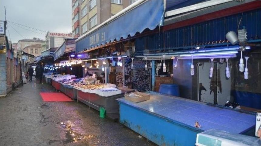 Trabzon&rsquo;da Balık Sezonunun En Kısır Ve En Pahalı D&ouml;nemi Yaşanıyor