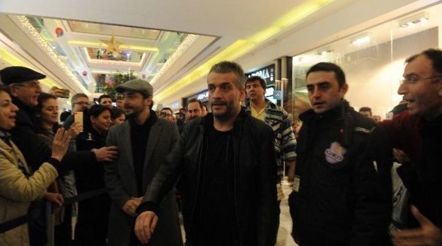 &Ccedil;algı &Ccedil;engi İkimiz Oyuncuları Bursalılarla Buluştu