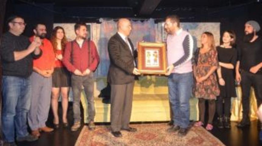 Ilıcalı&rsquo;dan Medya Oda Tiyatrosu&rsquo;na Tam Not