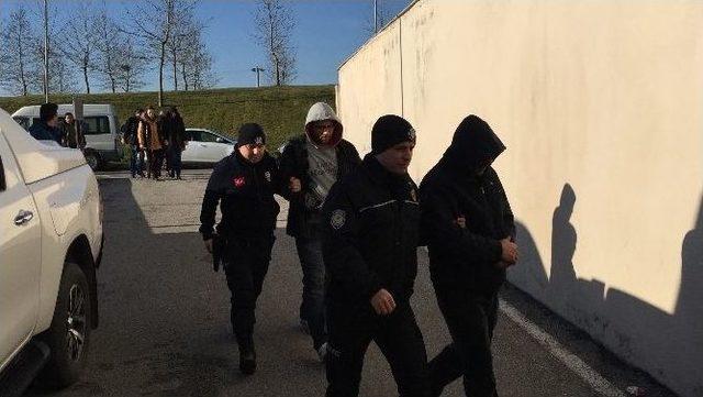 Sakarya’da 2’si Bayan Toplam 19 Polis Fetö’dan Adliyeye Sevk Edildi