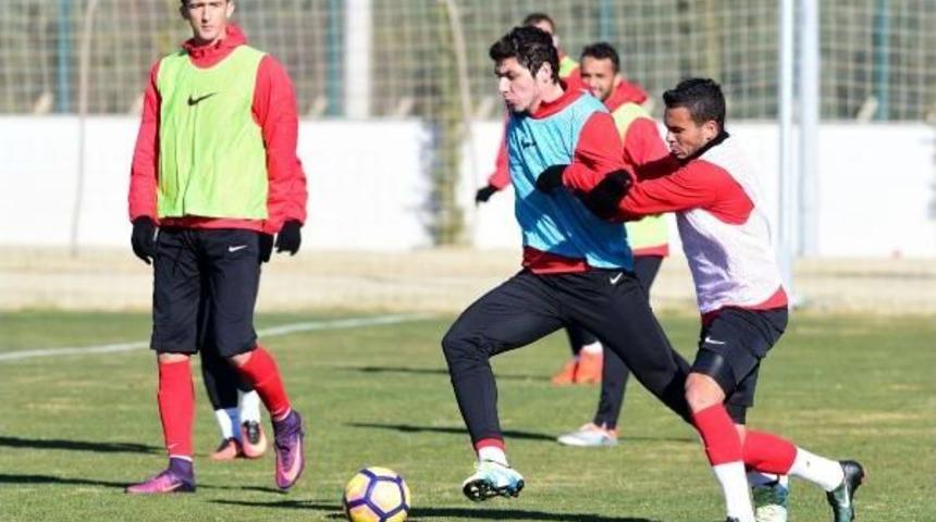 Antalyaspor'da Taktik Antrenman
