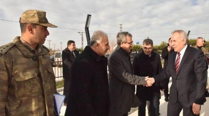 Vali Ata Muhtarlarla Buluştu