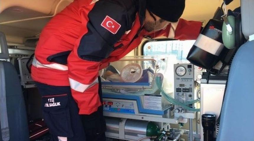 Ambulans Helikopter, Kalp Hastası 3 G&uuml;nl&uuml;k Bebek İ&ccedil;in Havalandı