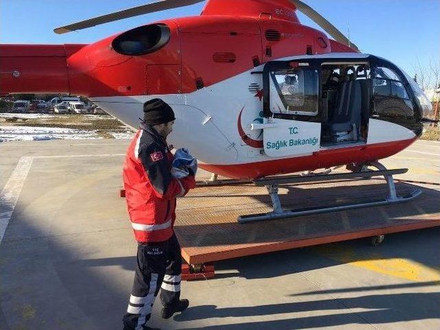 Ambulans Helikopter, Kalp Hastası 3 G&uuml;nl&uuml;k Bebek İ&ccedil;in Havalandı 1