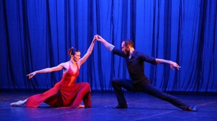 Antdob&rsquo;dan "&uuml;&ccedil; Renk" Balesi