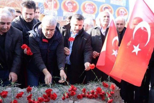 Çınar Şehitleri Teröre Lanet Okunarak Anıldı