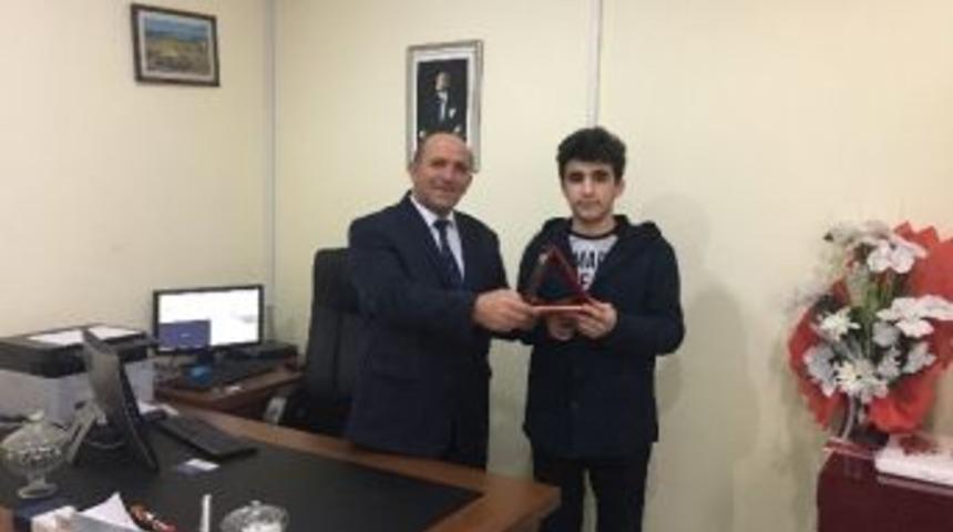 Alperen Kara, Teog Birincisi Oldu