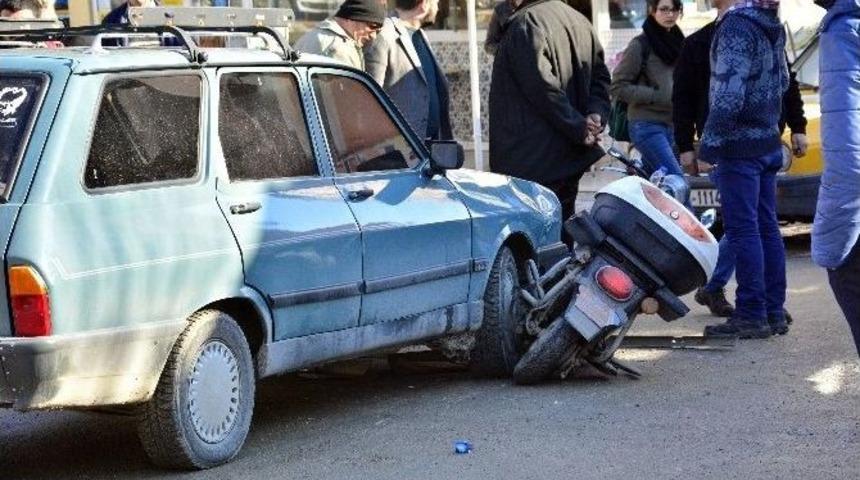 &Ccedil;orum&rsquo;da Trafik Kazası: 1 Yaralı