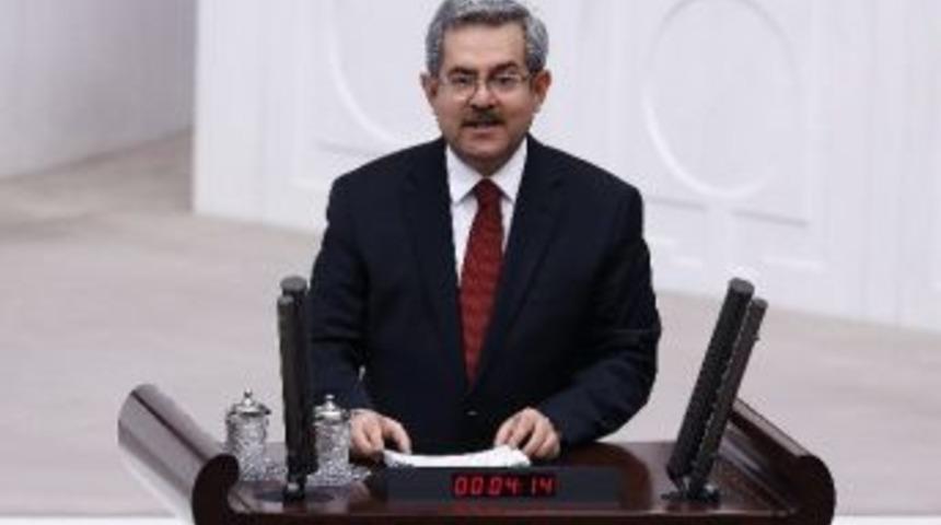 Ak Parti&rsquo;li &Uuml;n&uuml;var: "rejim Değişmiyor Ama Chp De Değişmiyor"