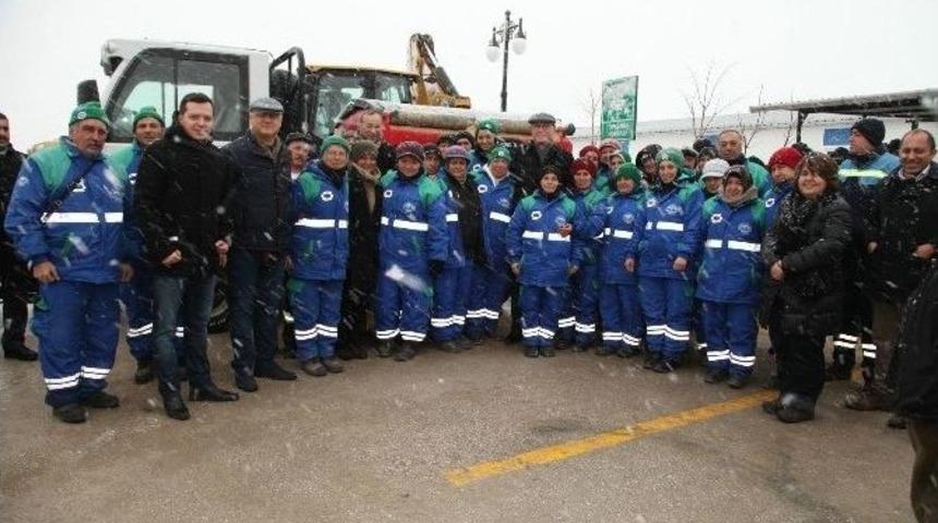 Başkan Kurt Karla M&uuml;cadele Ekibine Teşekk&uuml;r Etti