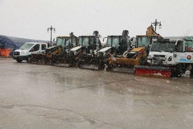 Başkan Kurt Karla M&uuml;cadele Ekibine Teşekk&uuml;r Etti 1