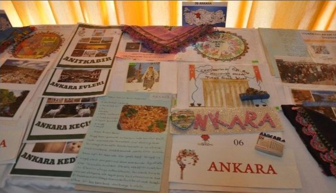 &Ccedil;emberimde G&uuml;l Oya Proje Sergisi Ilgaz&rsquo;da A&ccedil;ıldı.