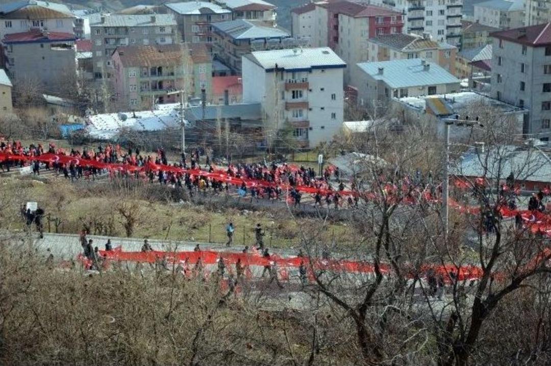 Kulp&rsquo;ta Ter&ouml;re Lanet Yağdı