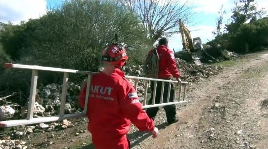 Kuyuya D&uuml;şen Domuz İ&ccedil;in Seferber Oldular