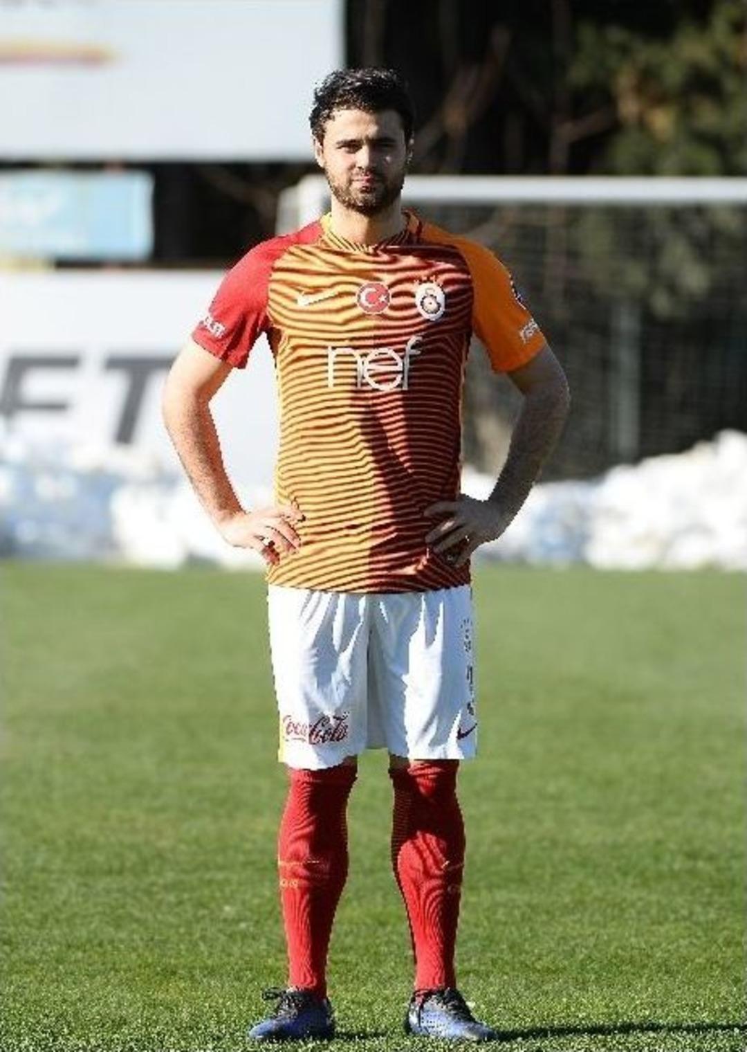 Ahmet &Ccedil;alık: &ldquo;hayallerimi S&uuml;sleyen Kul&uuml;be Geldim&rdquo;