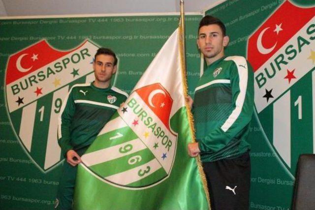 Bursaspor'da Jovic Ve Onur Imzaladı