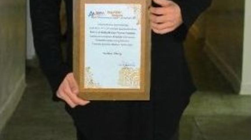 &rsquo;kartpostal&rsquo; İsimli Proje &Ouml;d&uuml;l Getirdi