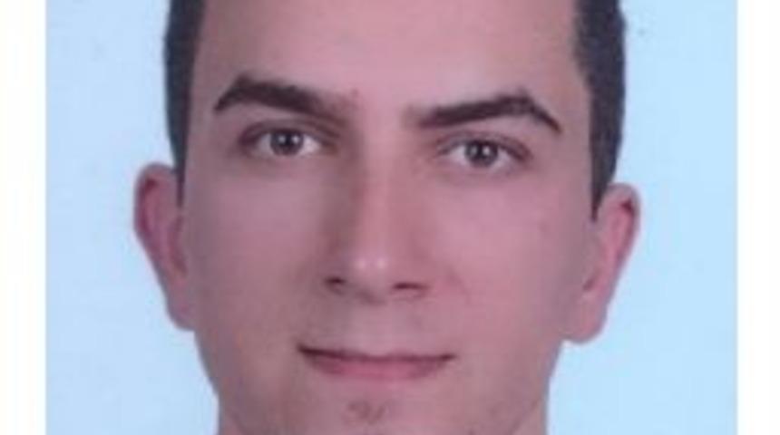 Mersin'de Iraklı Gence 14 Kurşun