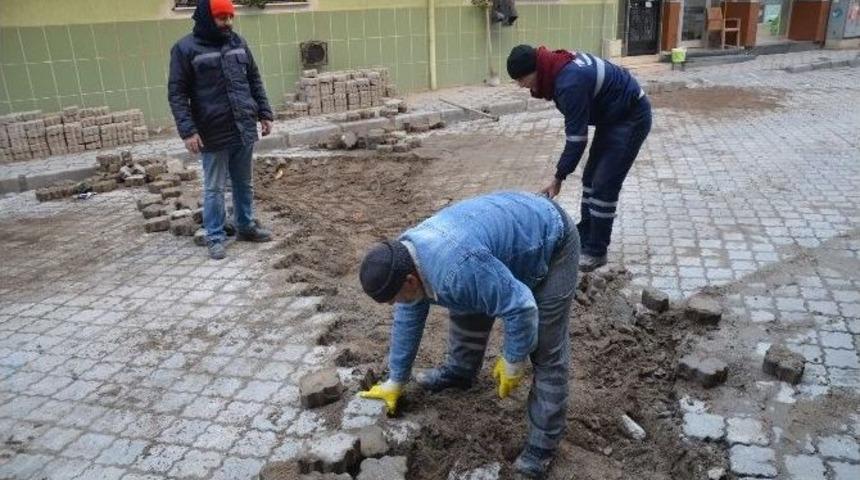 Belediye Ekipleri D&uuml;zenleme &Ccedil;alışmalarına Başladı