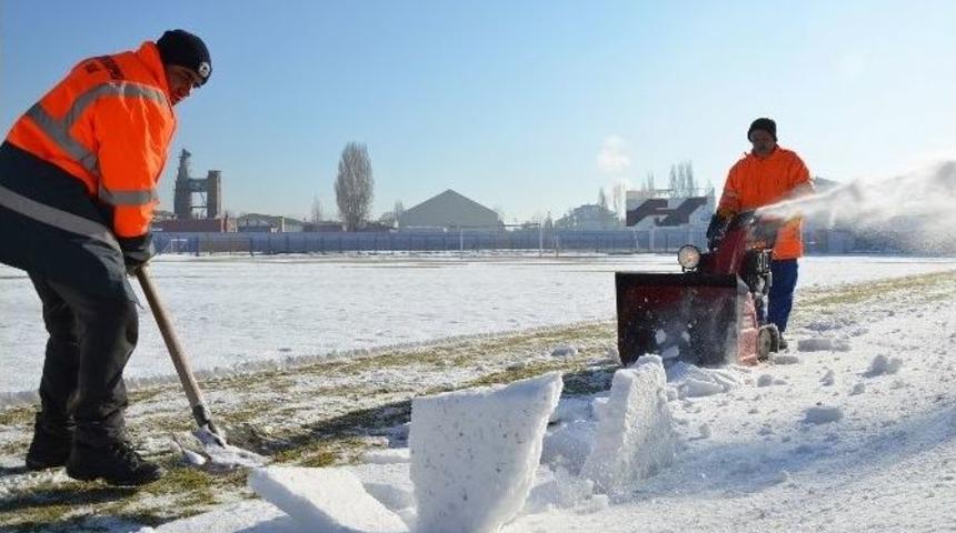 Boz&uuml;y&uuml;k&rsquo;te Kar Spora Engel Değil
