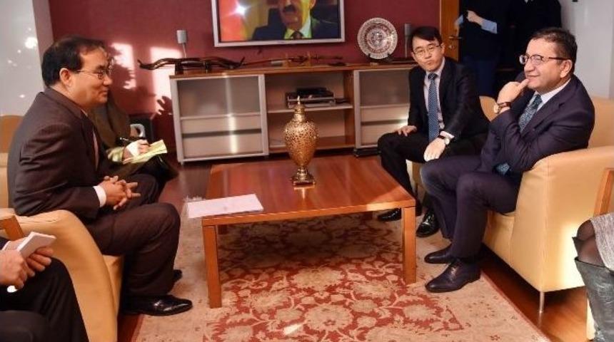 Kore B&uuml;y&uuml;kel&ccedil;isinden Dostluk Ziyareti