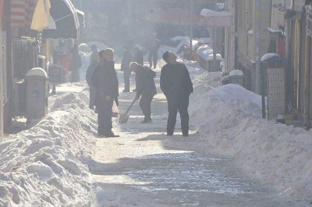 Edirne’de Güneş Kendini Gösterdi