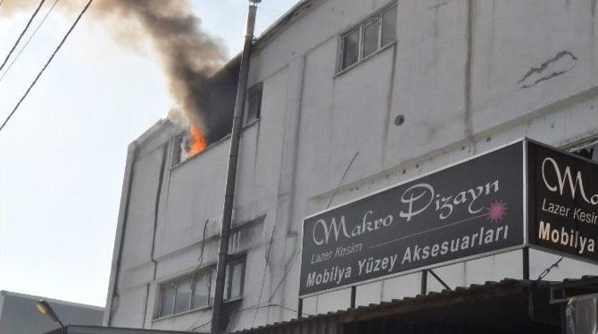 İmalathanede Yangın