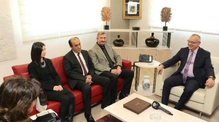 Akhisarlı Meclis &Uuml;yelerinden Başkan Erg&uuml;n&rsquo;e Ziyaret