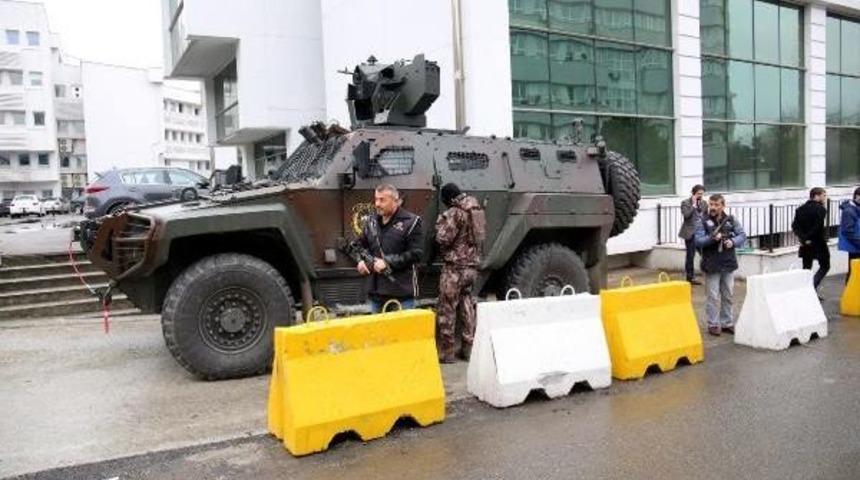 Trabzon'da Bombalı Ara&ccedil;la Saldırı Tatbikatı Heyecan Yarattı