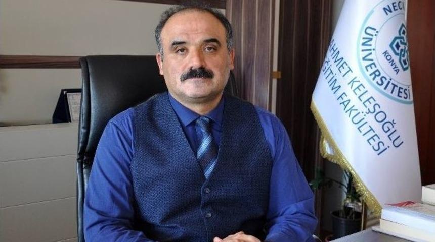 Ahmet Keleşoğlu&rsquo;nun Vefat Yıld&ouml;n&uuml;m&uuml;nde Adını Alan Fak&uuml;ltelerden Anma Mesajı